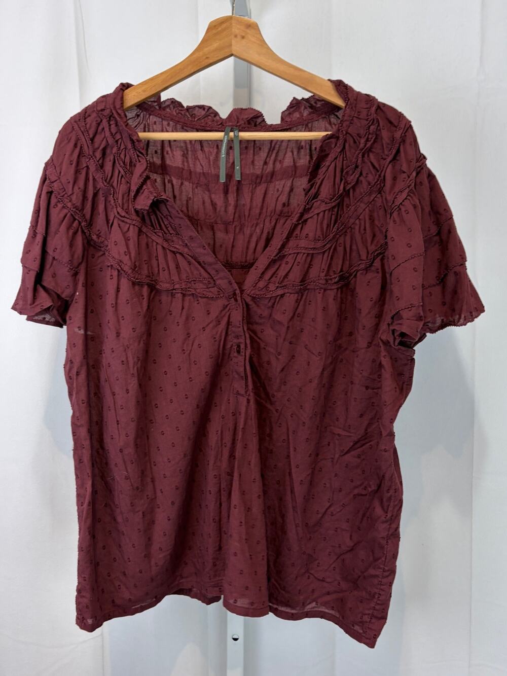 by ANTHROPOLOGIE Layered Sleeve Henley Blouse Short Sleeve Top Wine Red Size XL